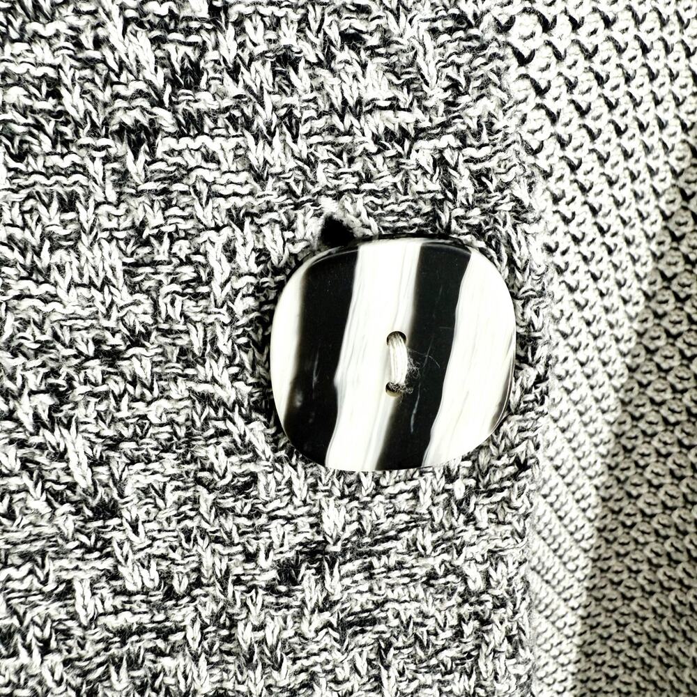 Habitat Sz Medium Black White Wearable Art to Wear Artsy Jacket Blouse Shirt Top - Picture 3 of 8